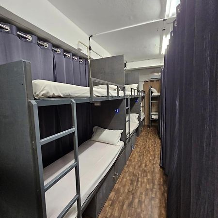 Lowfare Dormitory Kozhikode Ngoại thất bức ảnh