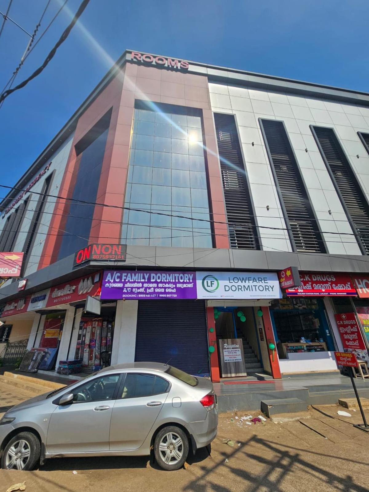 Lowfare Dormitory Kozhikode Ngoại thất bức ảnh